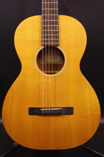 Larrivee O-01