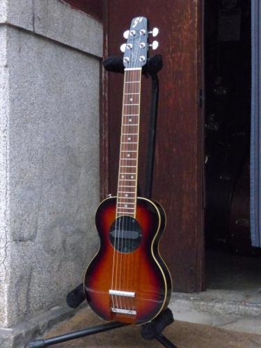 G-Sharp Guitars '00s OF-1 Travel Guitar