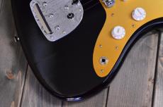 HISTORY HJM/m-Premium/Anodized Pickguard/Black_3