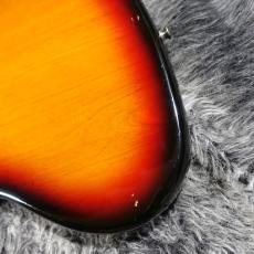 Fender American VIntage 62 Jazz Bass 3-Tone Sunburst_5