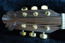 Ovation Super Adamas 1687-8(Blue) /　Non Cutaway・Original Peg・Carbon Graphite Top・Lyrachord Side and Back・Deep Bowl・Double Adamas Epaulet・With OP-24 Preamp  【With Original Hard Case】  1992年製_7
