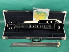 Supro JET AIRLINER