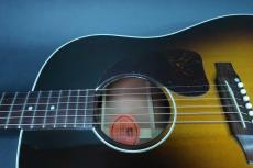 Gibson J-45VS / Original Peg・Solid Spruce Top・Solid Mahogany Side and Back・One Ling Rosette・Teardrop Tortoiseshell Pick guard・With Fishman Active Pickup 【With Original Hard Case】  2003年製_10