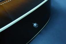 Gibson J-45VS / Original Peg・Solid Spruce Top・Solid Mahogany Side and Back・One Ling Rosette・Teardrop Tortoiseshell Pick guard・With Fishman Active Pickup 【With Original Hard Case】  2003年製_14