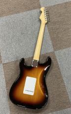 Fender Made in Japan Heritage 60s Stratocaster, Rosewood Fingerboard, 3-Color Sunburst_3