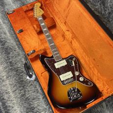 Fender American Vintage II 1966 Jazzmaster 3-Color Sunburst_4
