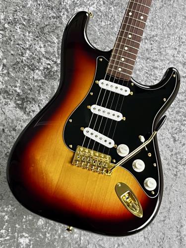 Fender 【特選中古セール】Classic 60'S Stratocaster w/Gold Hardware '3-Color Sunburst 【2015'sUSED】