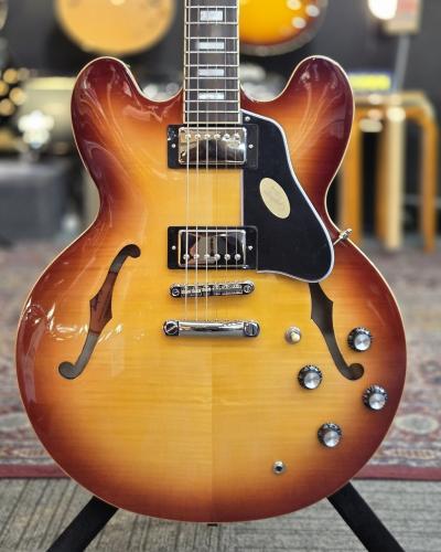 Epiphone Inspired by Gibson ES-335 Figured / Raspberry Tea Burst #26031510547 [3.55kg]