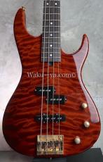 Valley Arts Custom Pro USA Bass / Brown Quilt TOP_2