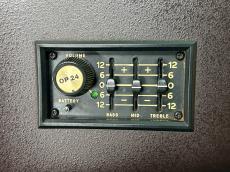 Ovation  1763-4_11