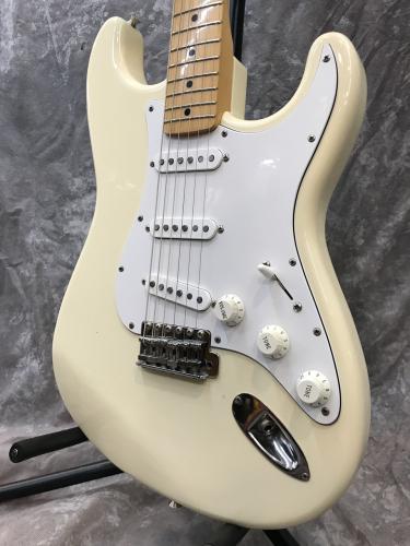 Fender Japan ST72-55