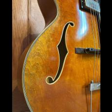 Eastman AR-175CE Vintage Finish_4
