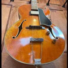 Eastman AR-175CE Vintage Finish_5