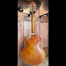 Eastman AR-175CE Vintage Finish_8