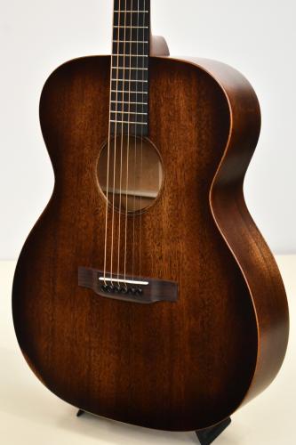 Martin 【クロサワ横浜店】000-15M Street Master #3048687【素朴なサウンド】