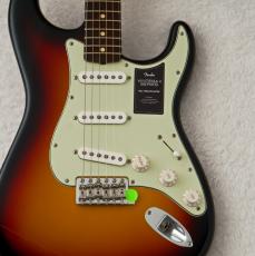 Fender LTD VINTERA II ROAD WORN 60s STRATOCASTER 3-Color Sunburst / 3TSB 【ハードケース】【3.43kg】