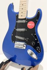 Squier Affinity Series Stratocaster,Maple Fingerboard / Lake Placid Blue