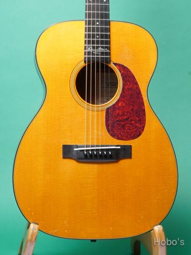 Martin OO-18SH "Steve Howe Signature Edition"