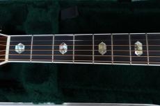 Martin D-41 Standard / Vertical Logo・Abalone Trim and Rosette・Solid Spruce Top・Solid Rosewood Side and Back・Ebony Fingerboard and Bridge・1-P Mahogany Neck【With Original Hard Case】2011年製_8