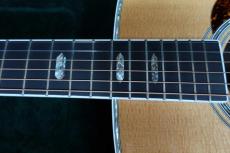 Martin D-41 Standard / Vertical Logo・Abalone Trim and Rosette・Solid Spruce Top・Solid Rosewood Side and Back・Ebony Fingerboard and Bridge・1-P Mahogany Neck【With Original Hard Case】2011年製_9