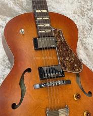 Godin 5th Avenue Jumbo_6