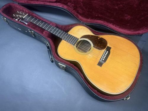 Martin 000-28 Pre War 1937年製 / Solid Adirondack Spruce Top・Solid Brazilian Rosewood Side and Back・Diamond & Square Inlay・Ebony Fingerboard & Bridge・Long Saddle・Tortoise Color Pick guard【With Martin Hard Case