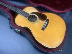 Martin 000-28 Pre War 1937年製 / Solid Adirondack Spruce Top・Solid Brazilian Rosewood Side and Back・Diamond & Square Inlay・Ebony Fingerboard & Bridge・Long Saddle・Tortoise Color Pick guard【With Martin Hard Case_2