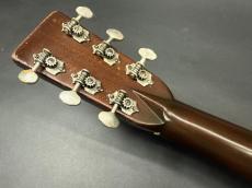 Martin 000-28 Pre War 1937年製 / Solid Adirondack Spruce Top・Solid Brazilian Rosewood Side and Back・Diamond & Square Inlay・Ebony Fingerboard & Bridge・Long Saddle・Tortoise Color Pick guard【With Martin Hard Case_10