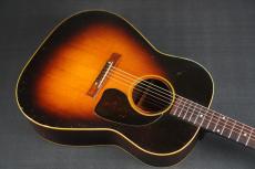 Gibson J-45 Banner_11