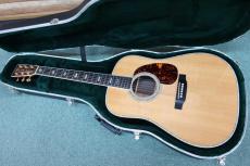 Martin D-41 Standard / Vertical Logo・Abalone Trim and Rosette・Solid Spruce Top・Solid Rosewood Side and Back・Ebony Fingerboard and Bridge・1-P Mahogany Neck【With Original Hard Case】2011年製_16