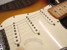 Fender 1973 STRATOCASTER Alder / Maple 3Tone Sunburst_14