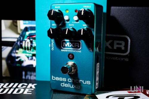 MXR M83 Bass Chorus Deluxe