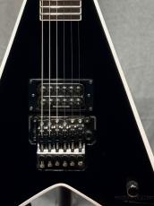 Jackson Pro Series Signature Wes Borland King V -Black with White Bevels- 【軽量3.05kg!】_6