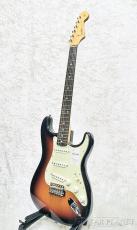 Fender 【傷アリ特価!!】Made In Japan Heritage 60s Stratocaster -3-Color Sunburst/Rose-_5