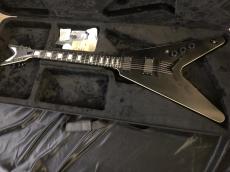 DEAN V Stealth Black Satin EMG_11