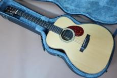 STEVENS Custom Guitars OM-P / Orchestra Model・Slotted Head・Original Peg・Solid German spruce Top・Solid Indian Rosewood Side and Back・Ebony Fingerboard and Bridge・Abalone Rosette Wood Binding【With Original Case