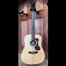 Guild D-240E_2