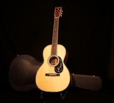 Martin CTM 00-45S ”Floral”【アディロンダックVTS仕様 新品価格約250万円が特別価格でご提供です! 華やかなルックスに音色の完成度も極上の一本です。】解説試奏動画ご覧くださいませ。_2