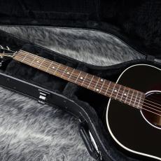 Gibson J-45 Standard Red Spruce Triburst_3