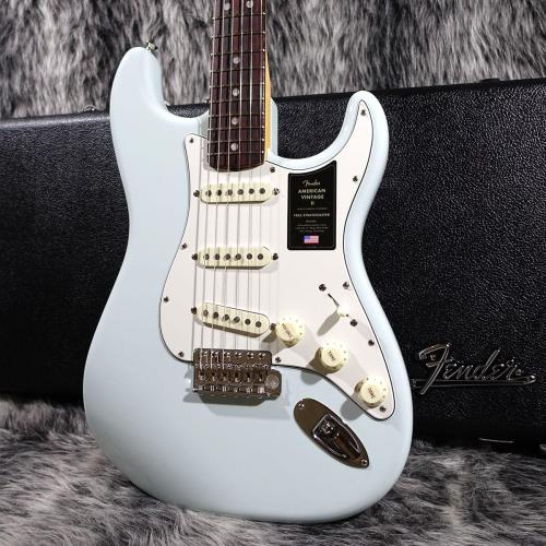 Fender American Vintage II 1965 Stratocaster Round-Lam Rosewood Fingerboard, Sonic Blue
