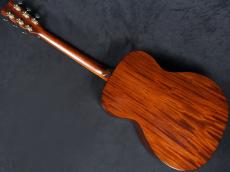 Martin 000E Retro Plus Mahogany 2024_6