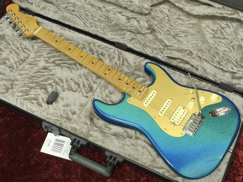 Fender Limited Edition American Ultra II Stratocaster HSS RMN Aurora Rainbow Metallic【新緑ギター祭2026】