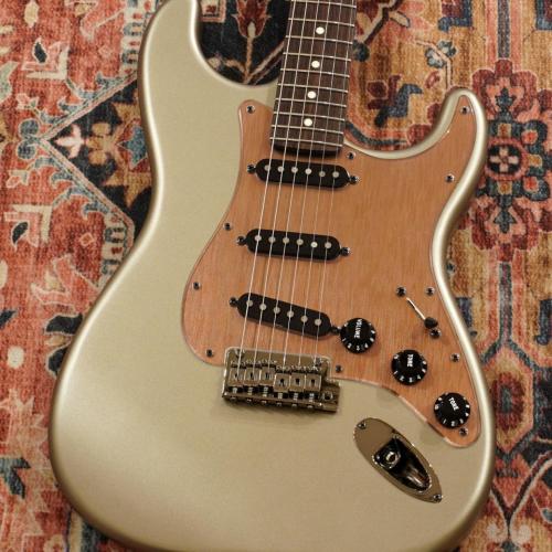 Fender Made in Japan Hybrid II 2026 Collection Stratocaster Satin Metallic / Matte Champagne Mirage