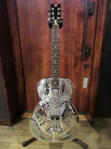 Dobro 1977 Model 33D