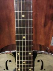 Dobro 1977 Model 33D_6
