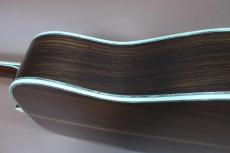 Martin D-45 / Vertical Logo・Solid Spruce Top・Solid Rosewood Side and Back・Solid Abalone Trim & Rosette・Solid 1P Mahogany Neck and Adjustable Rod・Ebony Fingerboard and Bridge・ Width at Nut 42.9mm 【With Origin_4