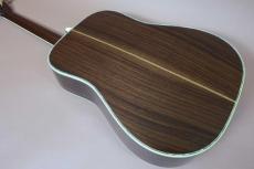 Martin D-45 / Vertical Logo・Solid Spruce Top・Solid Rosewood Side and Back・Solid Abalone Trim & Rosette・Solid 1P Mahogany Neck and Adjustable Rod・Ebony Fingerboard and Bridge・ Width at Nut 42.9mm 【With Origin_7