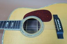 Martin D-45 / Vertical Logo・Solid Spruce Top・Solid Rosewood Side and Back・Solid Abalone Trim & Rosette・Solid 1P Mahogany Neck and Adjustable Rod・Ebony Fingerboard and Bridge・ Width at Nut 42.9mm 【With Origin_12