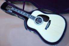 Martin D-45 Standard / Premium Grade Spruce(Grade8) ・ East Indian Rosewood(Grade4)・Golden Era Vertical Vintage Logo・Long angle Neck transition・Abalone Trim & Rosette・GE Modern belly bridge・Bone Bridge pin an