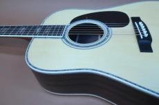 Martin D-45 Standard / Premium Grade Spruce(Grade8) ・ East Indian Rosewood(Grade4)・Golden Era Vertical Vintage Logo・Long angle Neck transition・Abalone Trim & Rosette・GE Modern belly bridge・Bone Bridge pin an_13